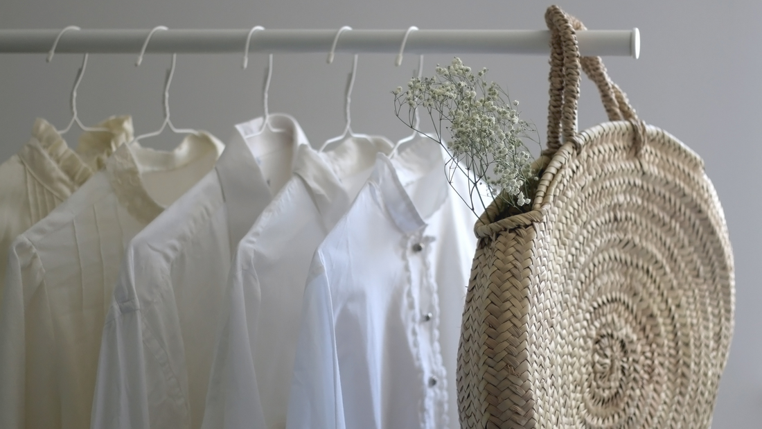 Organizing Clothing Spaces: Tips for a Clutter-Free Wardrobe